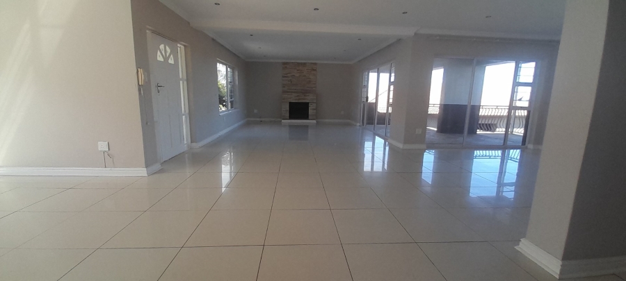 5 Bedroom Property for Sale in Lovemore Heights Estate Eastern Cape